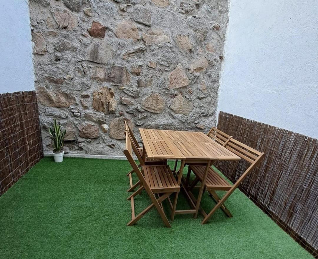 Vut Adarve Ávila Exterior foto